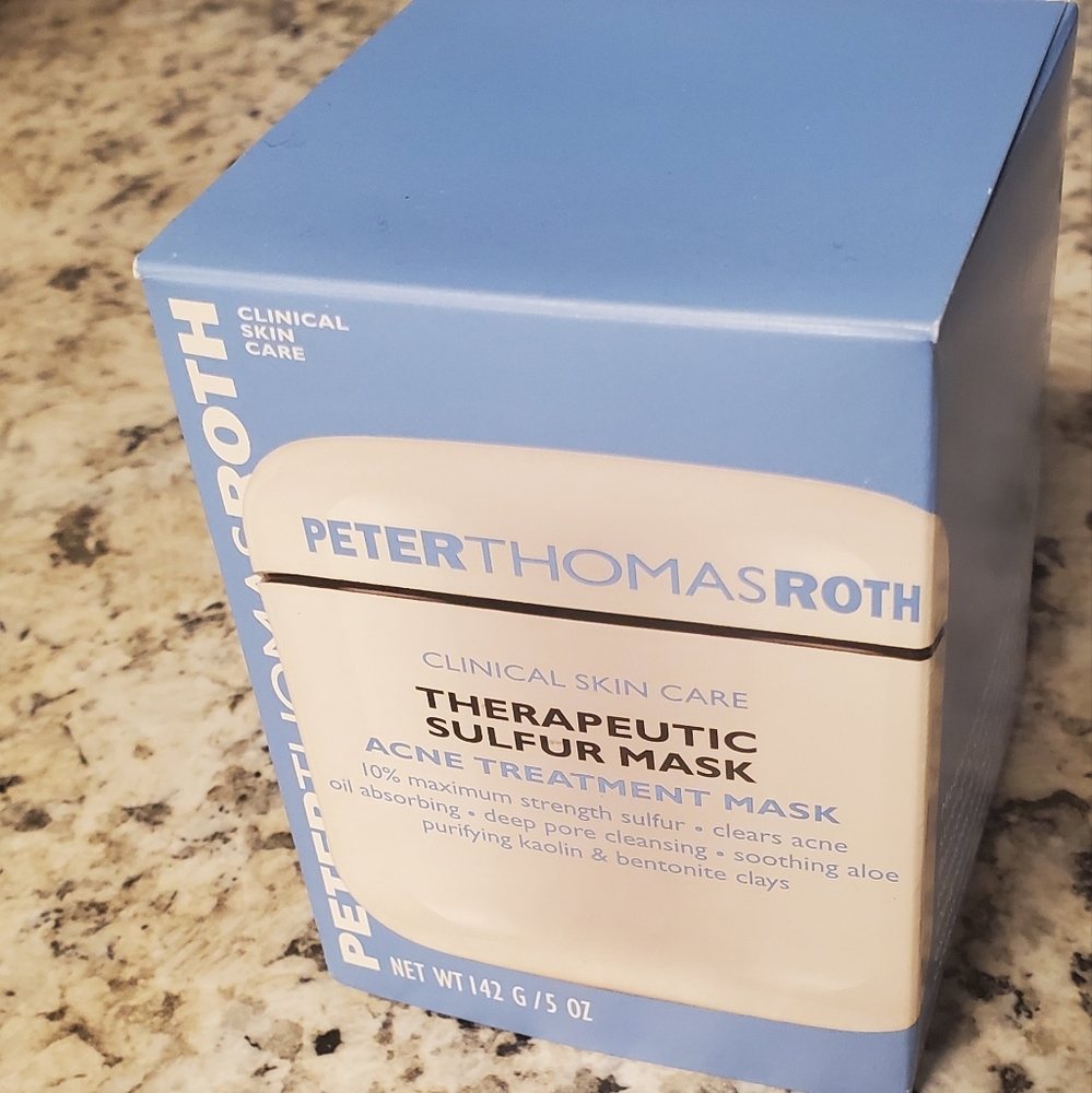 Peter Thomas Roth Theraputic Sulfur Acne Treatment Mask